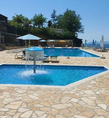 Amos At Aquamarine Vlorë