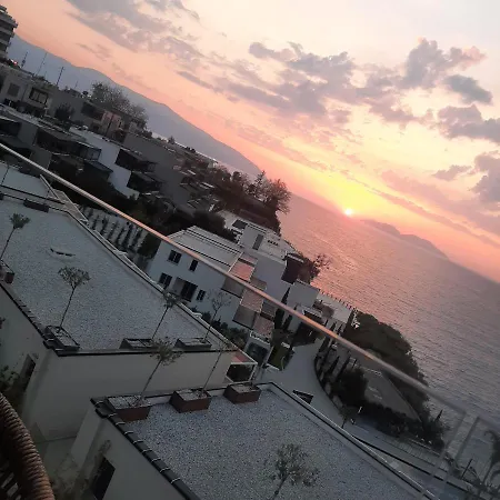 Amos At Aquamarine 빌라 Vlorë