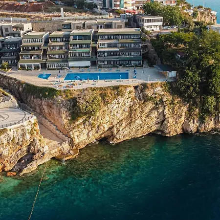 Villa Amos At Aquamarine *