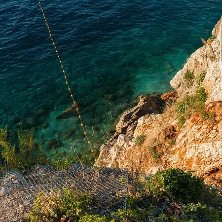 Amos At Aquamarine 빌라 Vlorë