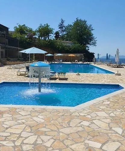 Amos At Aquamarine Vlorë