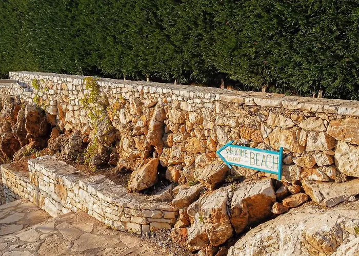 Amos At Aquamarine 别墅 Vlorë