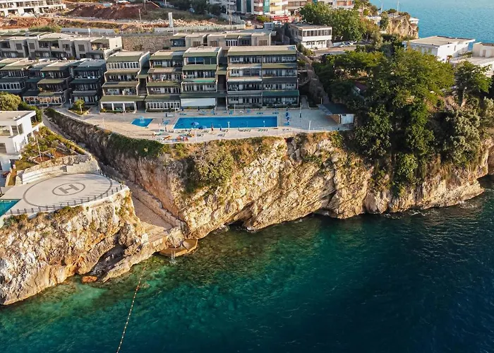 Villa Amos At Aquamarine *